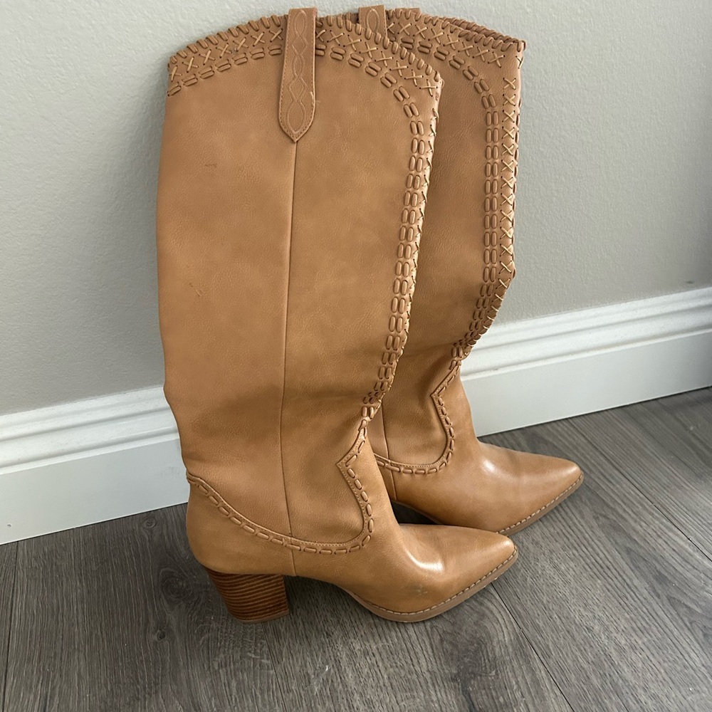 Billini western boots size 9. Excellent used condition!